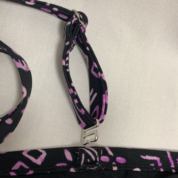 Woman’s swim top - Picture 7 of 7